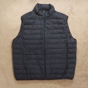 Uniqlo light/ packable down best size XXL